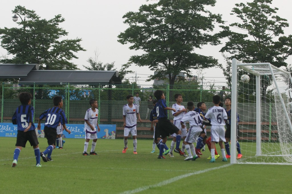 4.8.23일 일본 '버디FC'팀과 베트남 '후에시'와 열전을 펼치고 있다.