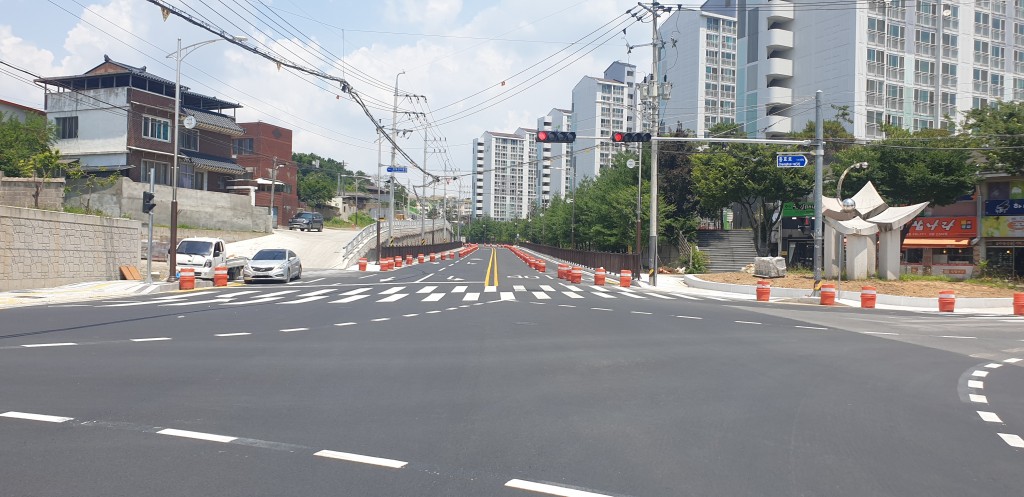 영천시) 영천중학교~완산오거리 간 도로 일부 구간 개통 사진